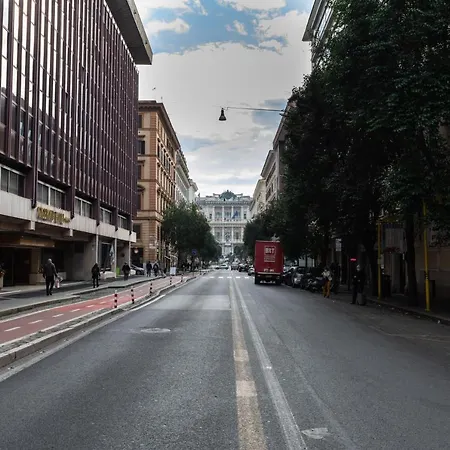 Linnéa Centro A Roma