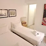 Linnea Centro A روما