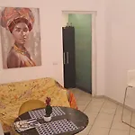Linnea Centro A شقة